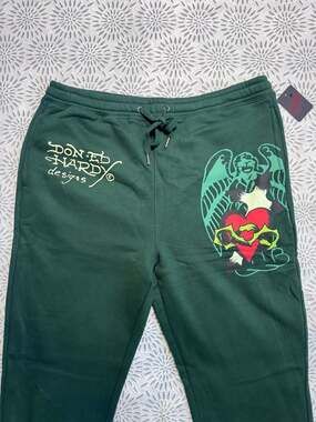Ed Hardy Sacred Heart Graphic Fleece Sweatpants in Hunter Green XL